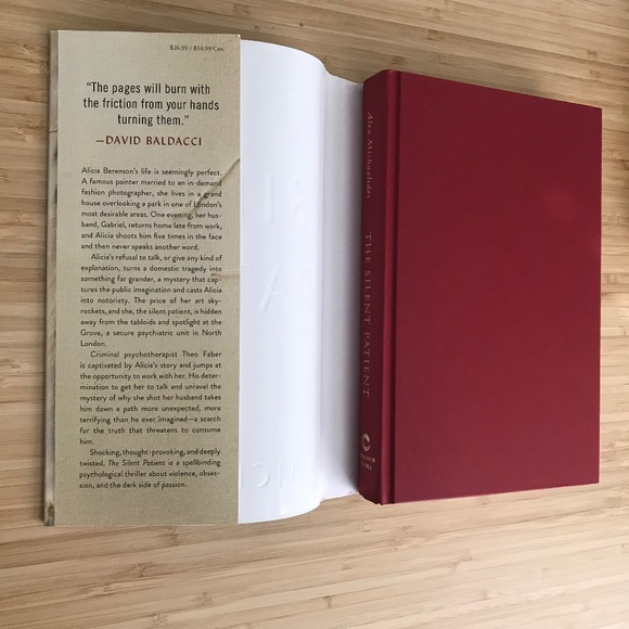 The Silent Patient by Alex Michaelides - Picture 8 of 11